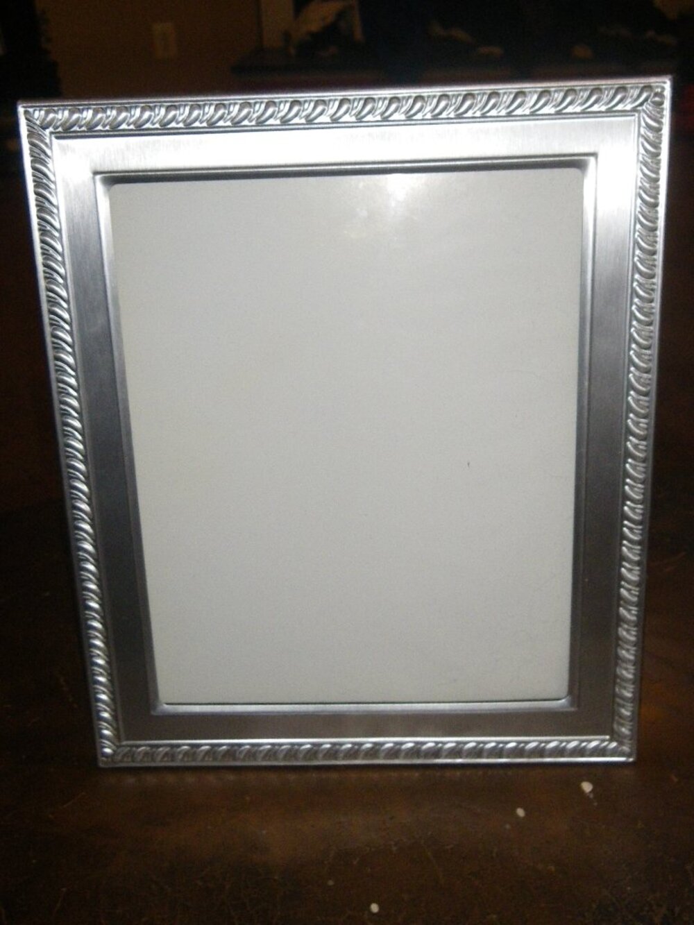 Classic Silver Tone Metal Frame For 8โ x 10โ Photograph